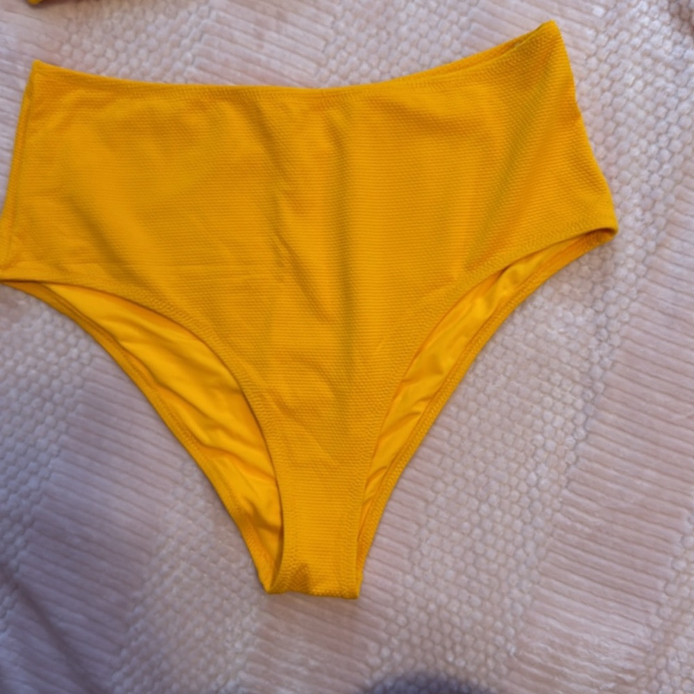 Aerie Vibrant Orange Bikini set - Picture 3 of 4